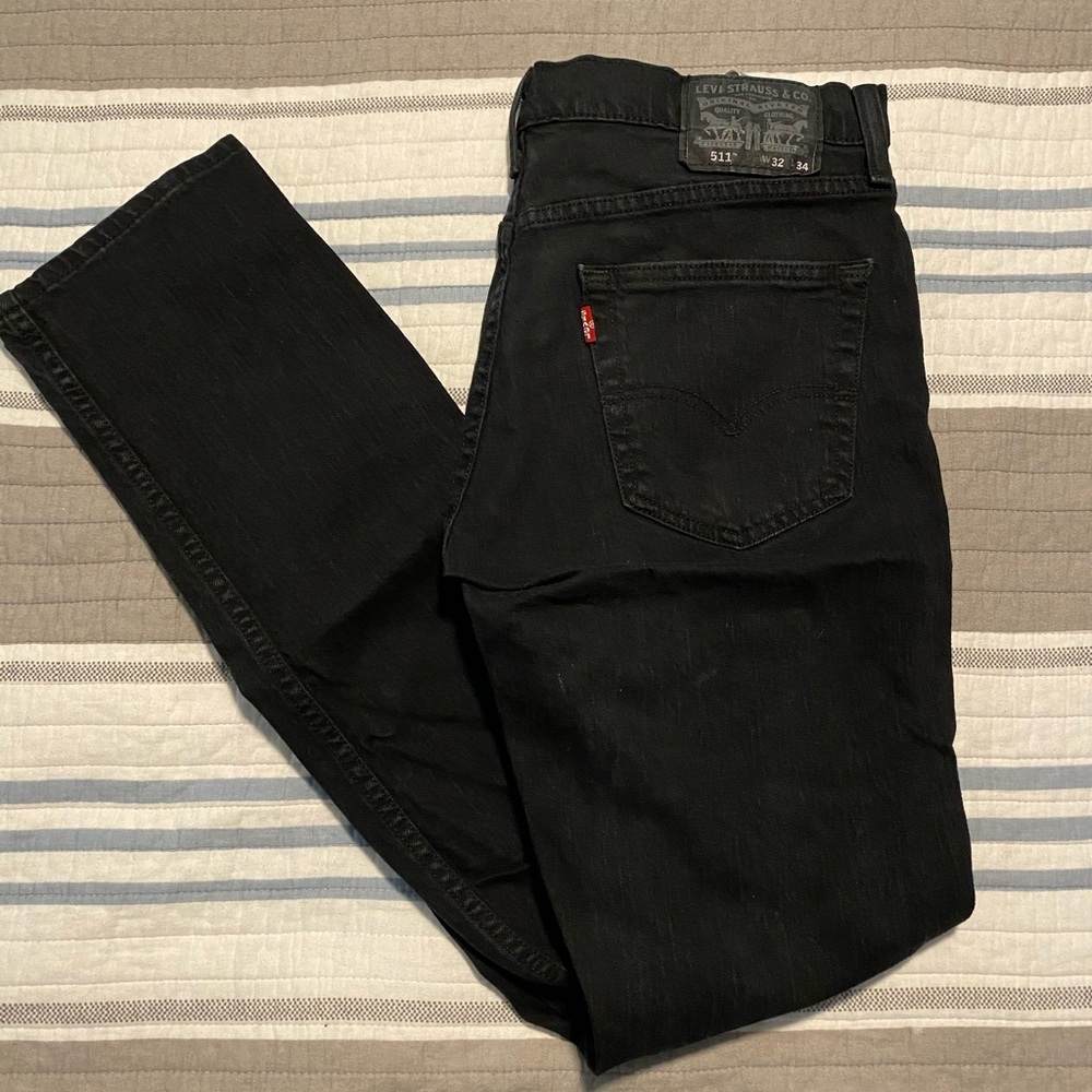Men’s Levi’s L slim fit black jeans 32/34